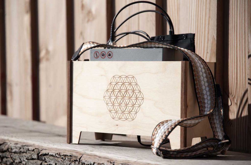 Freie Ansicht der T-woodibox, zeigt das gesamte Design und die Handwerkskunst